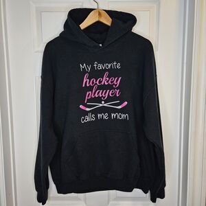 Gildan Women's Black Heavy Cotton Hockey Mom Pink White Graphic Hoodie Size XL